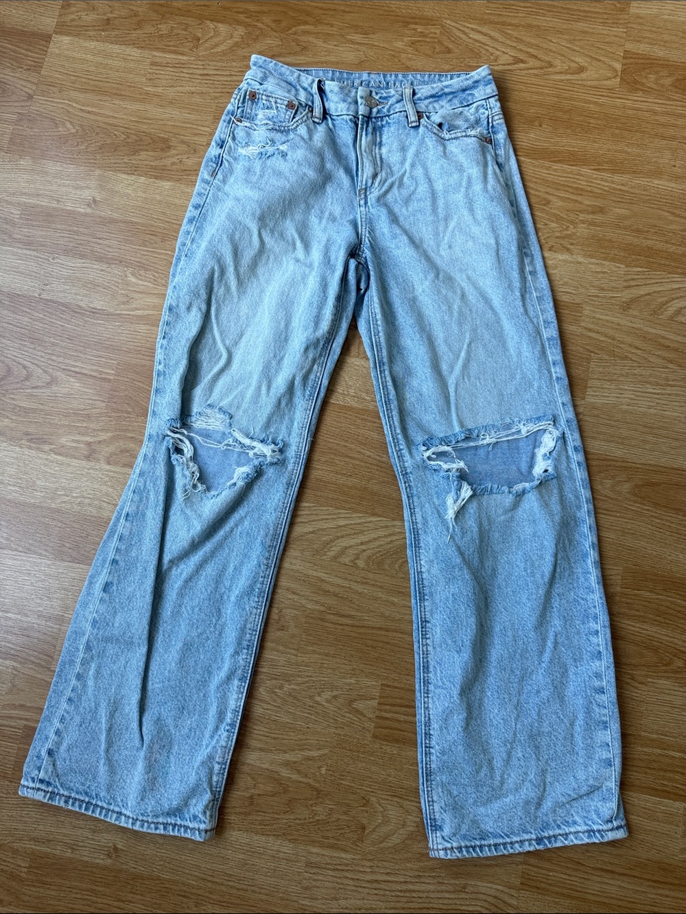 American Eagle Outfitters Light Blue Distressed Straight Jeans